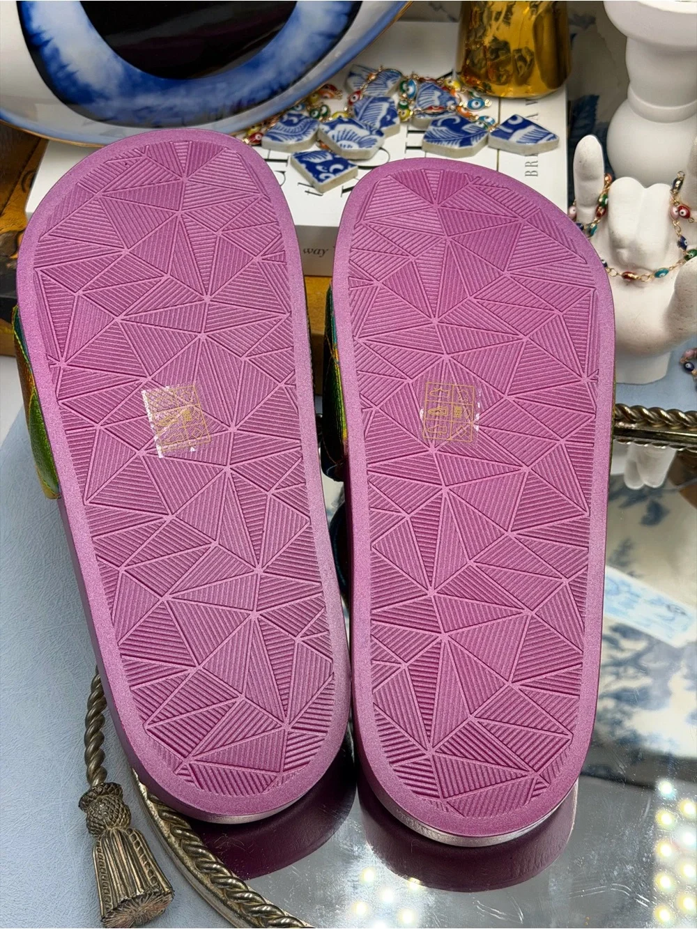 🆕 KURT GEIGER LONDON 🧿 NWOT Meena Eagle Metallic Diamond Slide, Sz 36.5 US 6.5
